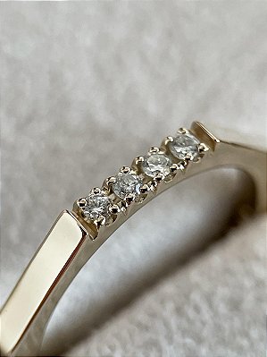 Anel Giverny - ouro branco 18k e diamantes
