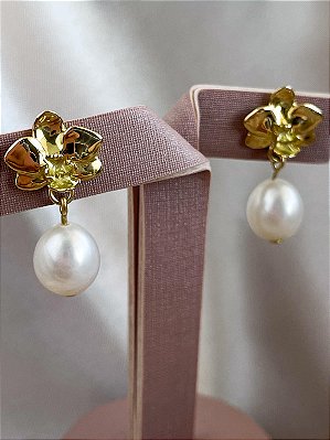 Brinco Orquídea- ouro amarelo 18k e pérola