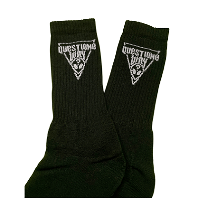 Meia cano alto logo Questione Way