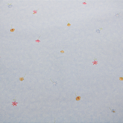 Papel de Parede Floral no Fundo Azul Claro Rolo com 10 Metros