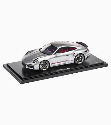 Porsche 911 First Turbo Sonderwunsch (pedido especial) Remasterizado (992) – Edição Limitada