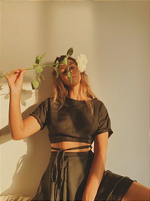 Top Amy Black