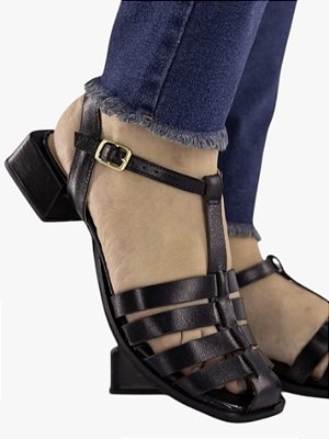 Sandália Fisherman Preta sem salto