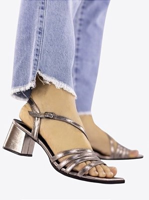 Sandália ônix bico folha tiras