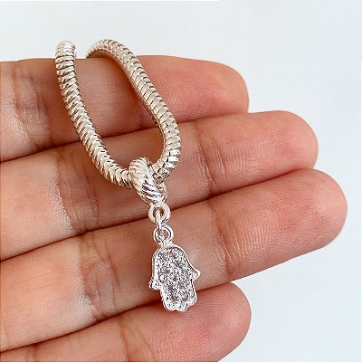 Berloque mão de fátima cravejado banhado a prata