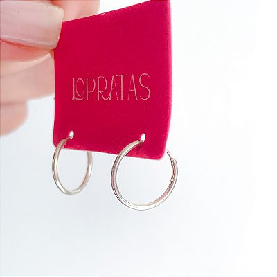 Argola lisa basiquinha 12mm em prata 925