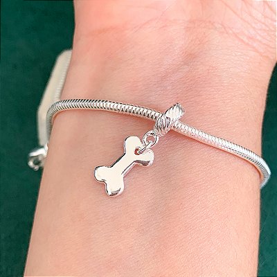 Berloque pet ossinho liso banhado a prata