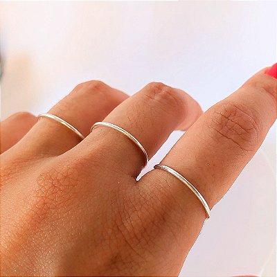 Anel fio liso (un) banhado a prata