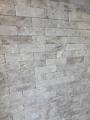Travertino Anticatto 7x0,20x2cm R$299,00M²