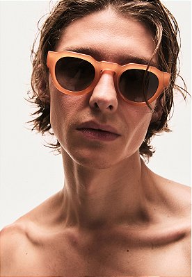 ÓCULOS LE TOUR 2.0 BLONDE C/ LENTE CINZA AZULADA