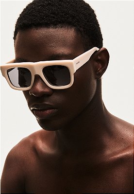 ÓCULOS MASQUE OFF WHITE C/ LENTE CINZA