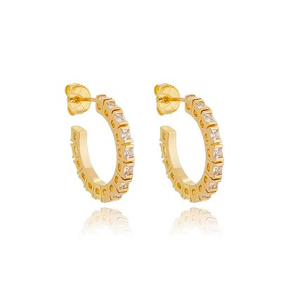 Argola cravejada folheada a ouro 18k
