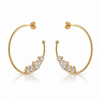 Argola com gotas de zircônias folheada a ouro 18k