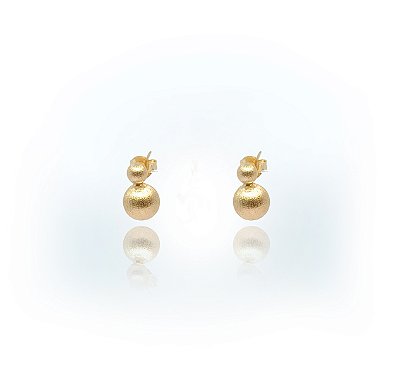 BRINCO DUAS ESFERAS TEXTURA FOSCA FOLHEADO OURO 18K