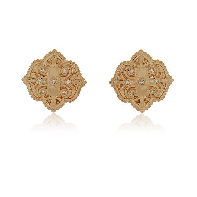 Brinco com zircônias folheado a ouro 18k