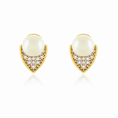 Brinco Folha com ponta cravejada com zircônia folheado a ouro 18k