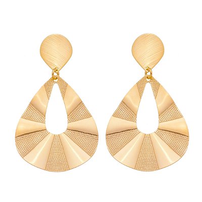 BRINCO TRABALHADO FOLHEADO A OURO 18K