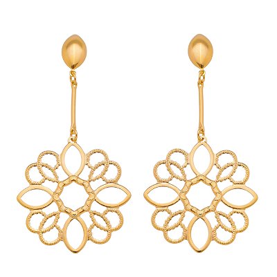 BRINCO FLOR TRABALHADA FOLHEADO A OURO 18K