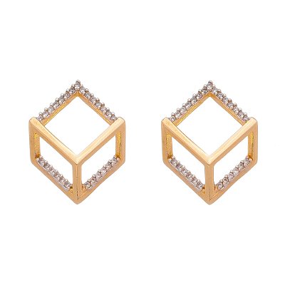 Brinco com zircônias folheado a ouro 18k