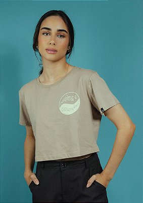 Cropped areia respirar e contemplar