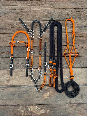 Traia de Frente - Preto / Laranja