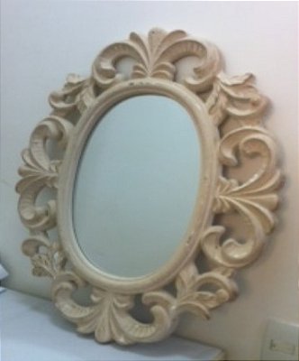 Espelho Em Madeira Com Moldura Branco 66x81cm