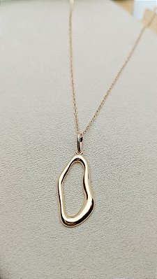 PINGENTE ORGANICO OVAL VAZADO