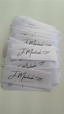 Etiqueta de cetim personalizada - 300 unidades - 2,2 x 7 cm