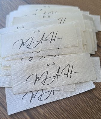 Etiqueta de cetim personalizada - 500 unidades - 2,2 x 7 cm