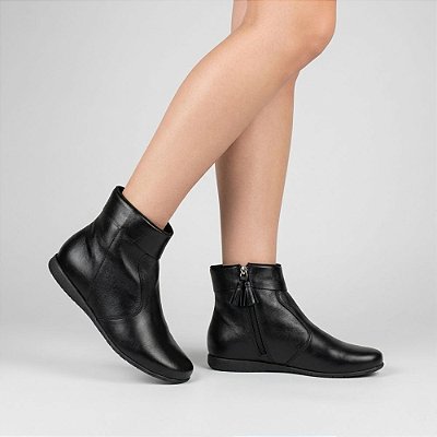 Bota Feminina Cano Curto Couro Preta Comforto Gigi Numeração Especial