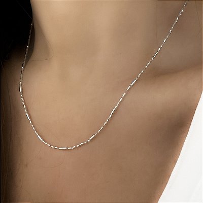 Colar Ísis Prateado