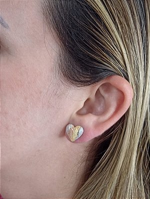 Brinco Fixo Banhado A Ouro De Coração Trabalhado Bijou Art