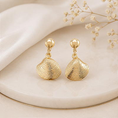 Brinco Banhado a Ouro De Concha Pendurada Bijou Art