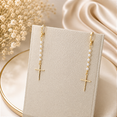 Brinco Banhado a Ouro de Argola Pendurado Com Pérolas e Cruz Bijou Art