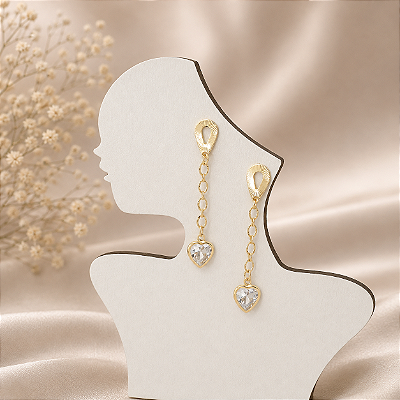 Brinco Banhado a Ouro Pendurado Com Coração De Zircônia Bijou Art