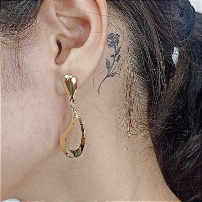 Brinco Gota Grande Vazada Banhada a Ouro 18k Bijou Art