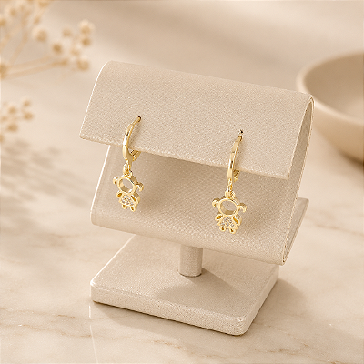 Brinco Argola Banhado a Ouro Com Menina Pendurada e Pedras Bijou Art