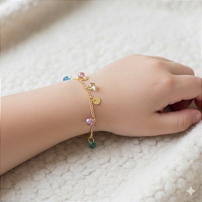 Pulseira Infantil Banhada a Ouro Com Pedras Coloridas e Chapinha Bijou Art