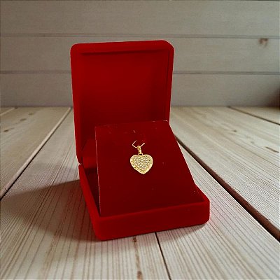 Pingente Coração com Pedras Mini e Borda Ondulada Banhado a Ouro