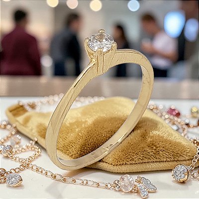 Anel Banhado a Ouro De Aro Médio Solitário Com Pedra Redonda Bijou Art