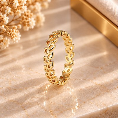 Anel Banhado a Ouro Ramo Vazado Liso Bijou Art