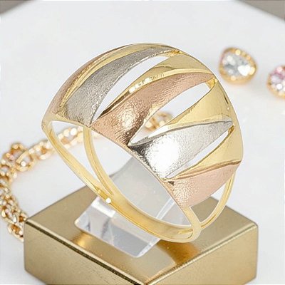 Anel Banhado a Ouro De 3 Cores Liso Com Detalhes em "v" Bijou Art