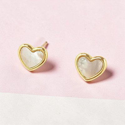 Brinco Banhado a Ouro De Coração Com Madrepérola Bijou Art