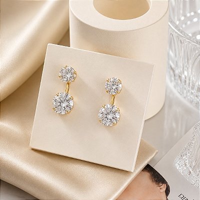 Brinco Ponto de Luz Modelo Virginia Banhado a Ouro Bijou Art