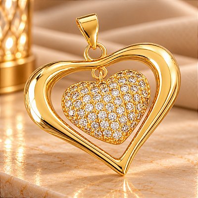 Pingente Banhado a Ouro De Coração Duplo Com Mini Zircônias Bijou Art