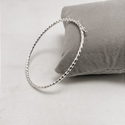 Pulseira Bracelete de Prata Fio Fino Torcido