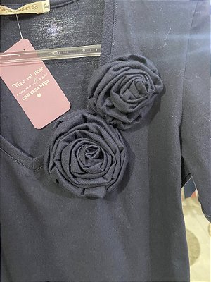 CAMISETA COM FLORES 3D ROTTERDAM