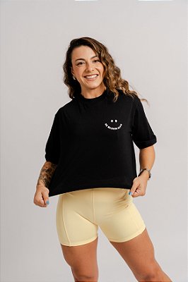 Cropped Over Happy Preto