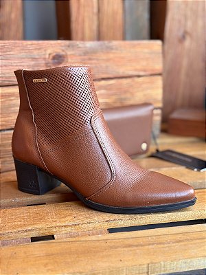 280502-02 BOTA FEMININA