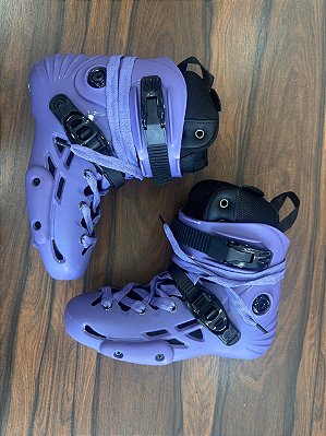 Semi-nova Bota Micro MT plus roxa - 34 BR